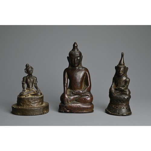 286 - THREE SOUTH EAST ASIAN BRONZE FIGURES OF BUDDHA, 18/19TH CENTURY. To include a Burmese figure of Sha... 