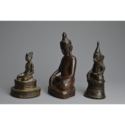 286 - THREE SOUTH EAST ASIAN BRONZE FIGURES OF BUDDHA, 18/19TH CENTURY. To include a Burmese figure of Sha... 