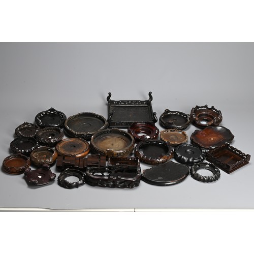 344 - A QUANTITY OF CHINESE WOOD DISPLAY STANDS, 19/20TH CENTURY. Of various forms to include a large squa... 