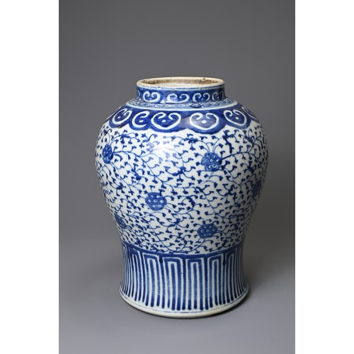 138 - A 19TH CENTURY CHINESE BLUE AND WHITE PORCELAIN BALUSTER VASE. Decorated with sweetpea and scrolling... 