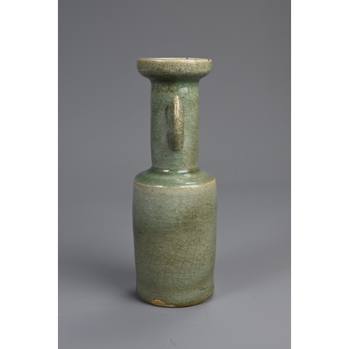 182 - A CHINESE LONGQUAN CELADON GLAZED PORCELAIN VASE, YUAN / MING DYNASTY. Of mallet form with fish hand... 