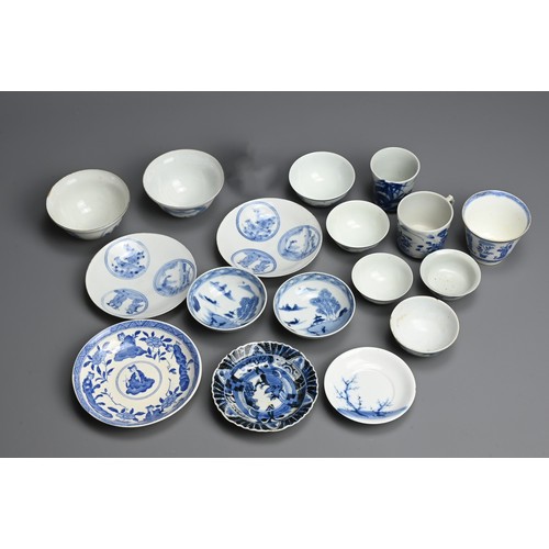 306 - A GROUP OF JAPANESE BLUE AND WHITE PORCELAIN TEAWARES, EDO PERIOD, 18TH CENTURY AND LATER. Including... 