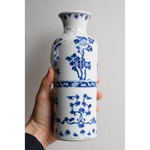 89 - A CHINESE BLUE AND WHITE PORCELAIN VASE, EARLY 18TH CENTURY. Cylindrical body on gently everted foot... 