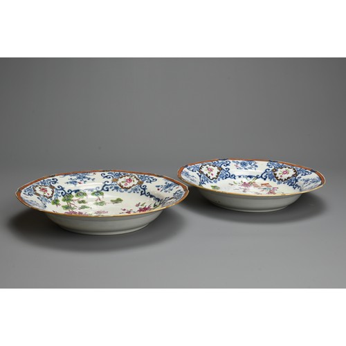 58 - A PAIR OF CHINESE FAMILLE ROSE PORCELAIN OCTAGONAL BOWLS, 18TH CENTURY. Decorated with vibrant ename... 