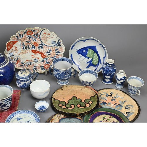 11 - A MIXED GROUP OF MAINLY CHINESE PORCELAIN AMD TEXTILES, 18 TO EARLY 20TH CENTURY. To include various... 