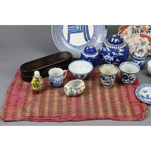 11 - A MIXED GROUP OF MAINLY CHINESE PORCELAIN AMD TEXTILES, 18 TO EARLY 20TH CENTURY. To include various... 