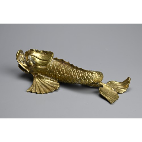 51 - A POLISHED BRONZE MODEL OF A CARP, 19/20TH CENTURY. Heavily cast possibly from a fountain with a sma... 