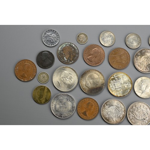 135 - A MIXED QUANTITY OF COINS AND TOKENS. From various countries to include three 1000 Yen and five 100 ... 