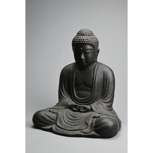 307 - A JAPANESE BRONZE STUDY OF THE GREAT BUDDHA AT KAMAKURA, 20TH CENTURY. 31cm wide x 26cm deep x 36cm ... 