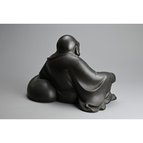 303 - A JAPANESE MEIJI/TAISHO BRONZE OF HOTEI BY RYUKI (NOGAMI TATSUOKI), 20TH CENTURY. By Ryuki (Nogami T... 