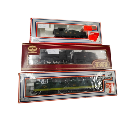 208 - 3 BOXED MODEL RAILWAY ENGINES