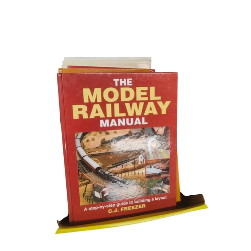 36 - BOXLOT OF MODEL RAILWAY BOOKS