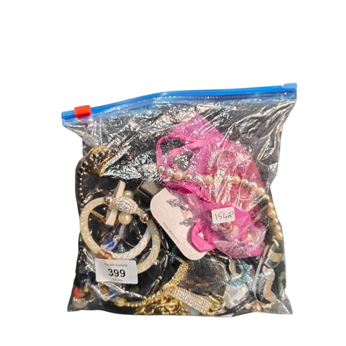 399 - BAG OF COSTUME JEWELLERY