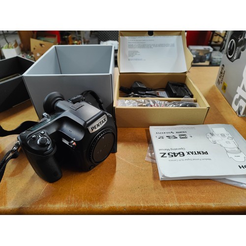 487 - PENTAX 645Z CAMERA AS NEW IN BOX