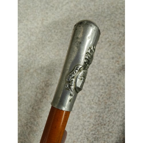 28 - SWAGGER STICK