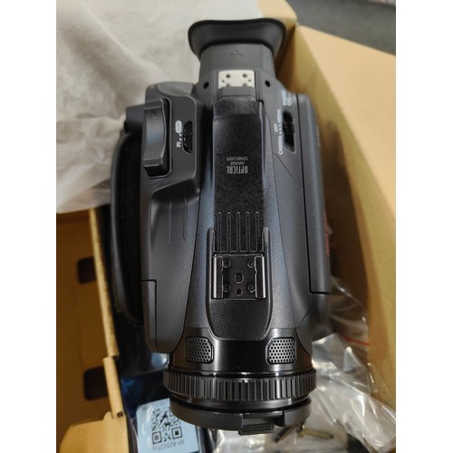 392 - CANON AX60 4K CAMCORDER