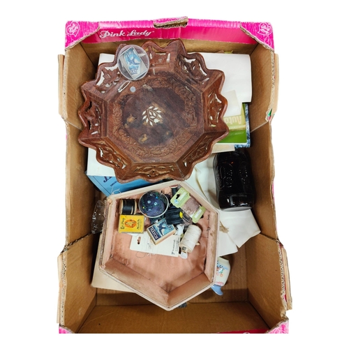 17 - BOX OF EPHEMERA