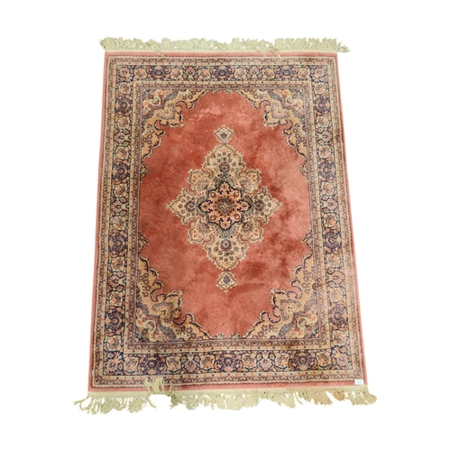 271 - LARGE WOOL RUG 125cm x 170cm