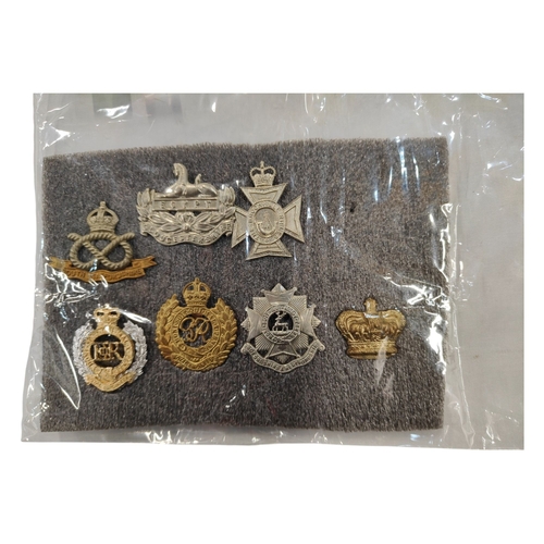 275 - MILITARY BADGES