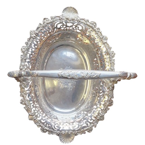 267 - SUPERB GEORGE II IRISH SILVER SWING HANDLED BASKET BY JOHN HAMILTON MASTER IRISH SILVER SMITH C1740
... 