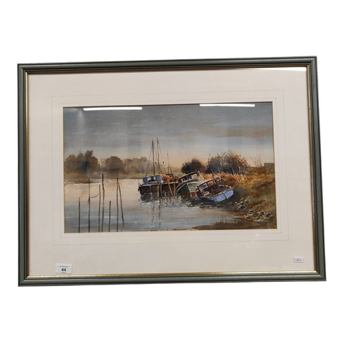 Lot 44        