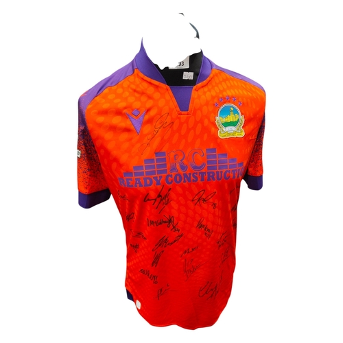 LINFIELD FOOTBALL TOP, SIGNED.