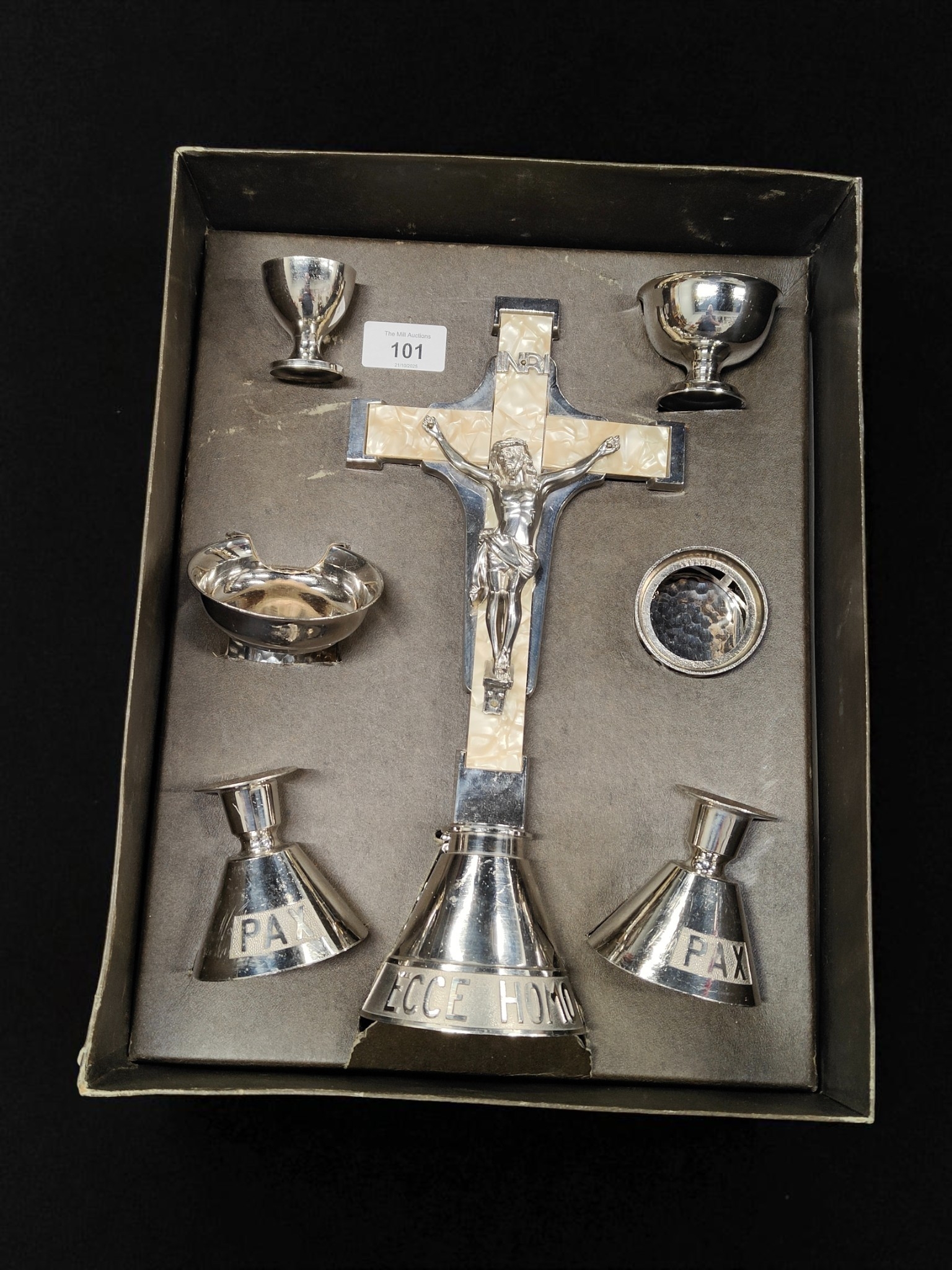 VINTAGE 8 PIECE SILVER PLATE LAST RITES TRAVELLING SET