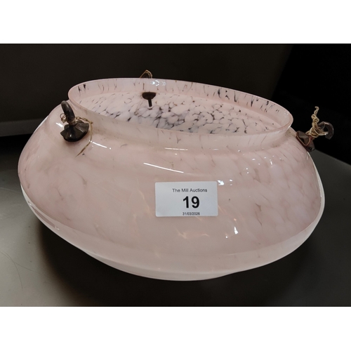 Lot 19        