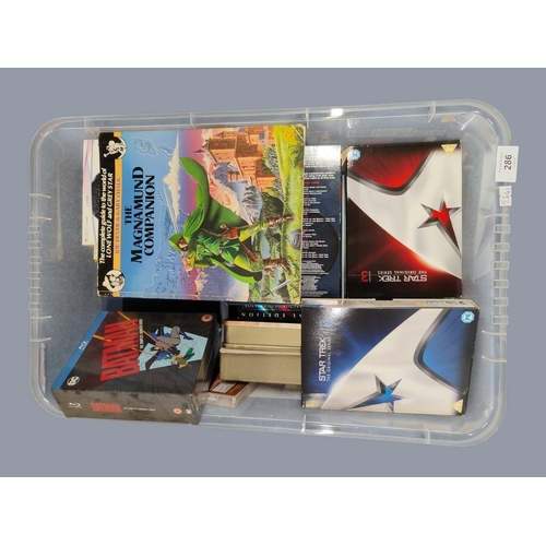 286 - BOX OF COLLECTABLE DVD BOXSETS TO INCLUDE STAR TREK ETC