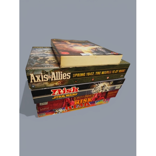 300 - QUANTITY OF BOARD GAMES
