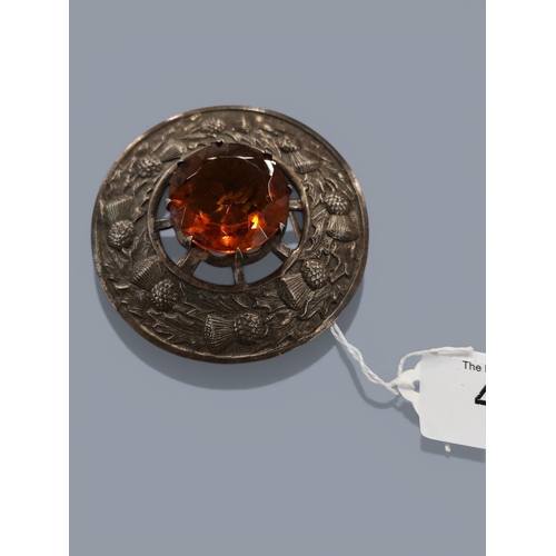 452 - KILT BROOCH