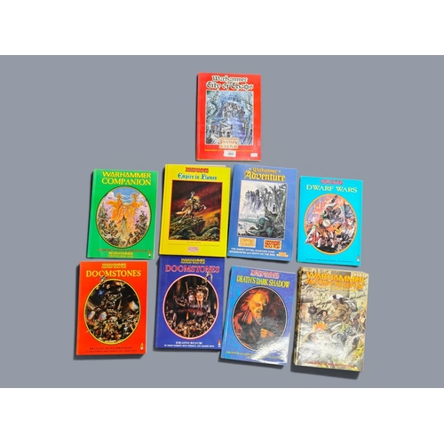 203 - QUANTITY OF WARHAMMER BOOKS