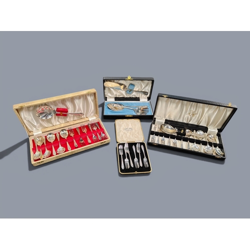 295 - 4 BOXES OF CUTLERY