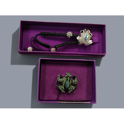 571 - FROG BRACELET & FROG BROOCH