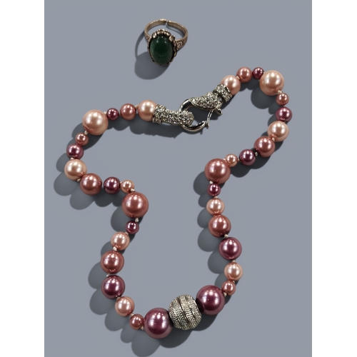 563 - PINK PEARL NECKLACE AND GEM STONE RING