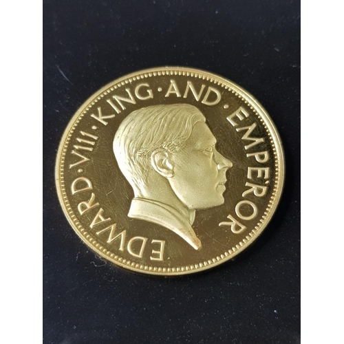 33 - 18CT GOLD EDWARD VIII PROOF GOLD COMMEMORATIVE MEDAL POBJOY MINT 1936 34.5G