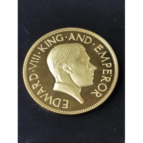 33 - 18CT GOLD EDWARD VIII PROOF GOLD COMMEMORATIVE MEDAL POBJOY MINT 1936 34.5G