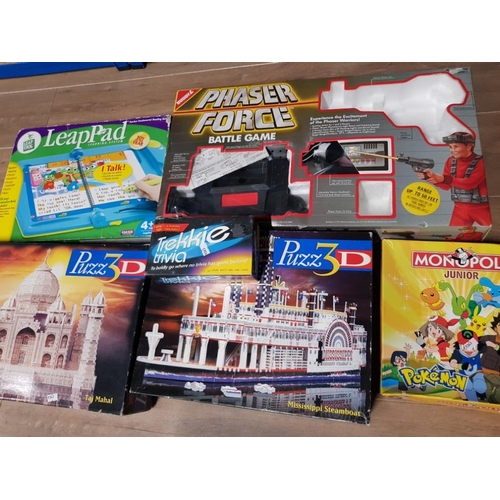 109 - 6 BOXED GAMES INC TWO 3D PUZZLES AND JUNIOR MONOPOLY ETC