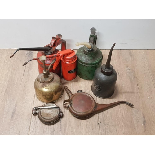 131 - MISCELLANEOUS VINTAGE OIL CANS