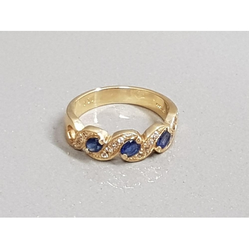 15 - 18CT GOLD SAPPHIRE & DIAMOND BAND 5.8G SIZE P1/2