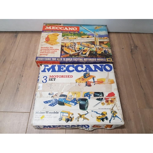 174 - 2 VINTAGE MECCANO INCLUDES JUNIOR POWER DRIVE SET AND MOTORISED CONSTRUCTION SET