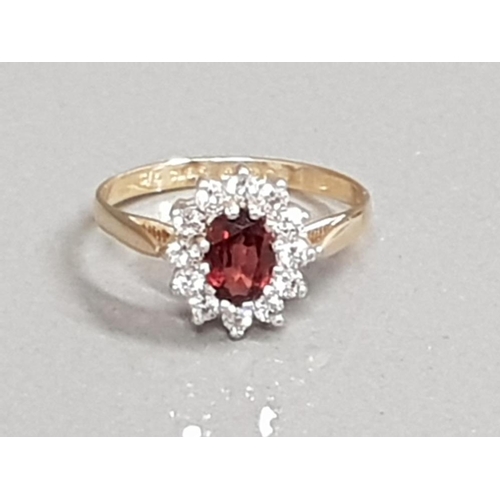 33 - 9CT GOLD GARNET & CZ CLUSTER RING 2.1G SIZE P1/2