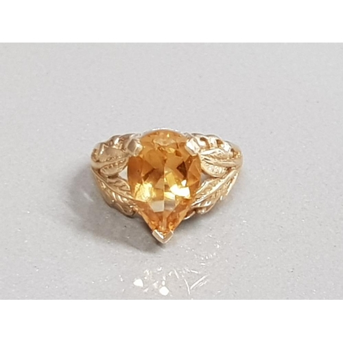 40 - 9CT GOLD LARGE CITRINE RING 5.8G SIZE N1/2