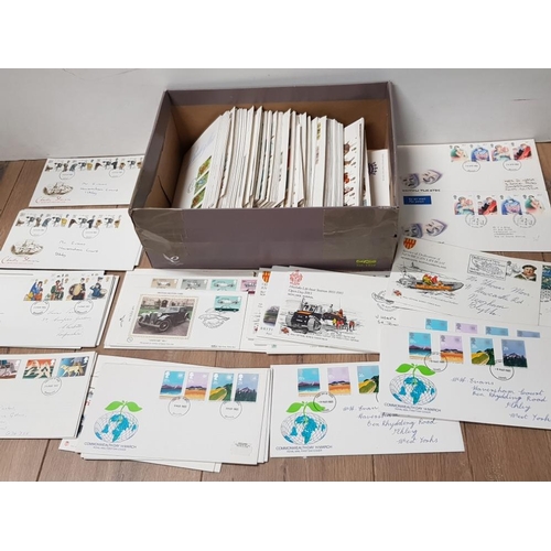 55 - LARGE QUANTITY OF BRITISH FIRST DAY COVERS DATES RANGING FROM 1969-1983 A DUPLICATED RANGE OF OVER 2... 