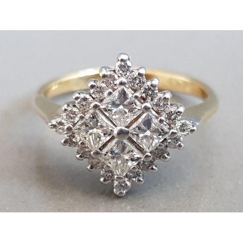 9 - 18CT GOLD DIAMOND SQUARE CLUSTER RING 3.3G SIZE L1/2