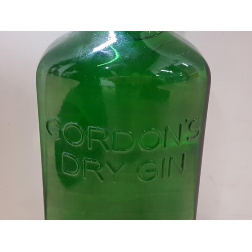 14 - VINTAGE BOTTLE OF GORDONS SPECIAL DRY LONDON GIN WITH BLACK LABEL 70 PROOF