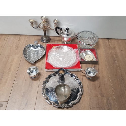 228 - A LOT OF SILVER PLATED ITEMS WHICH INCLUDES A VINERS TEAPOT CANDLESTICKS ETC