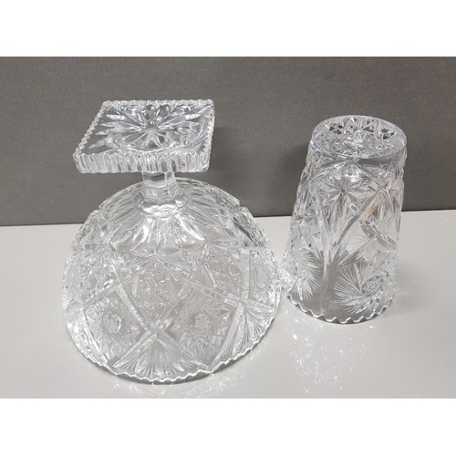 185 - 2 BEAUTIFUL PIECES OF EDINBURGH CUT LEAD CRYSTAL, CENTRE BOWL AND MATCHING VASE