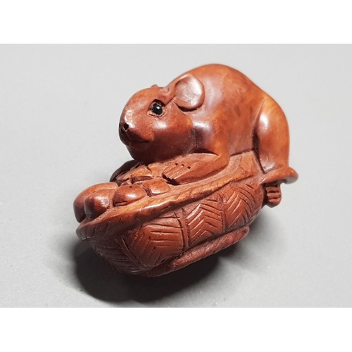 201 - 2 VINTAGE JAPANESE HAND CARVED WOODEN NETSUKE FIGURES MICE