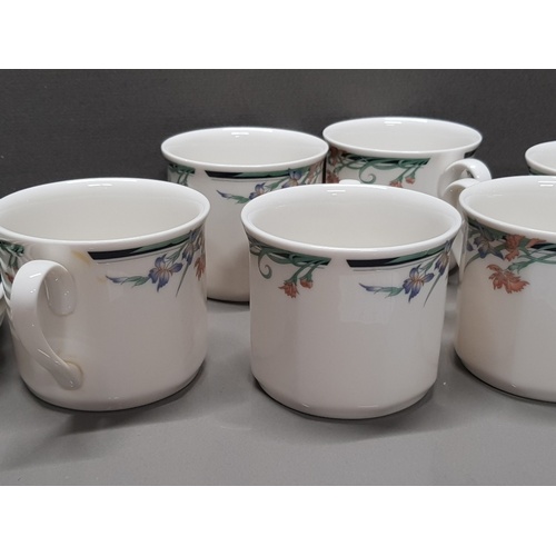 204 - 25 PIECES OF ROYAL DOULTON JUNO TEA CHINA INCLUDES 4 CUPS, MILK JUG AND MISC PLATES